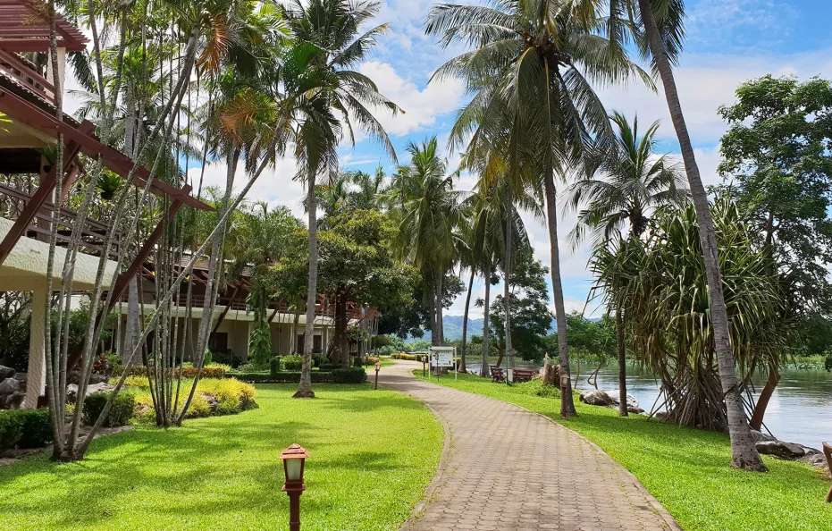 Felix river kwai resort