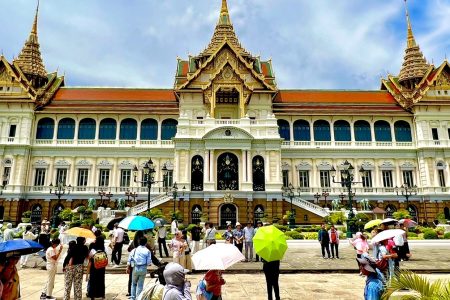 วัดพระศรีรัตนศาสดาราม & พระบรมมหาราชวัง & วัดโพธิ์ & Eagle Nest Bar (rooftop) & ถนนเยาวราช