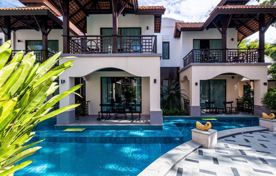 Pavilion Pool Access