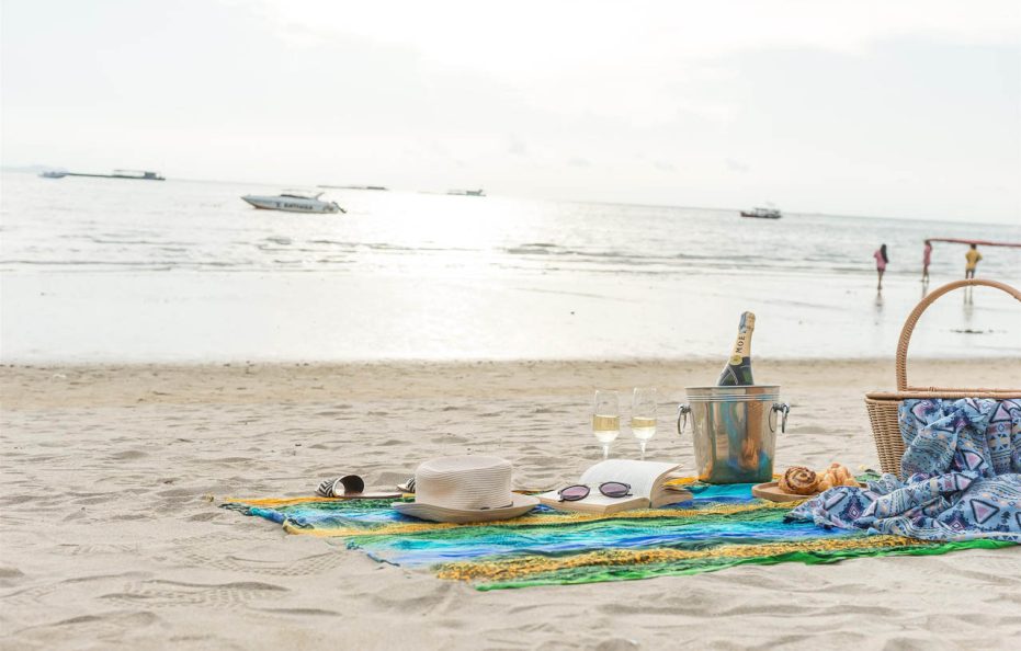 โรงแรมวิสต้า พัทยา (Hotel Vista Pattaya)