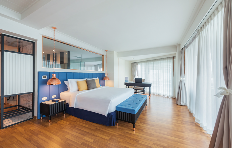 Panoramic Ocean View Suite