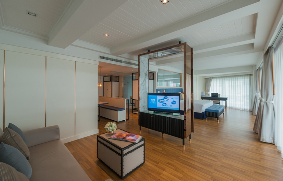 Panoramic Ocean View Suite