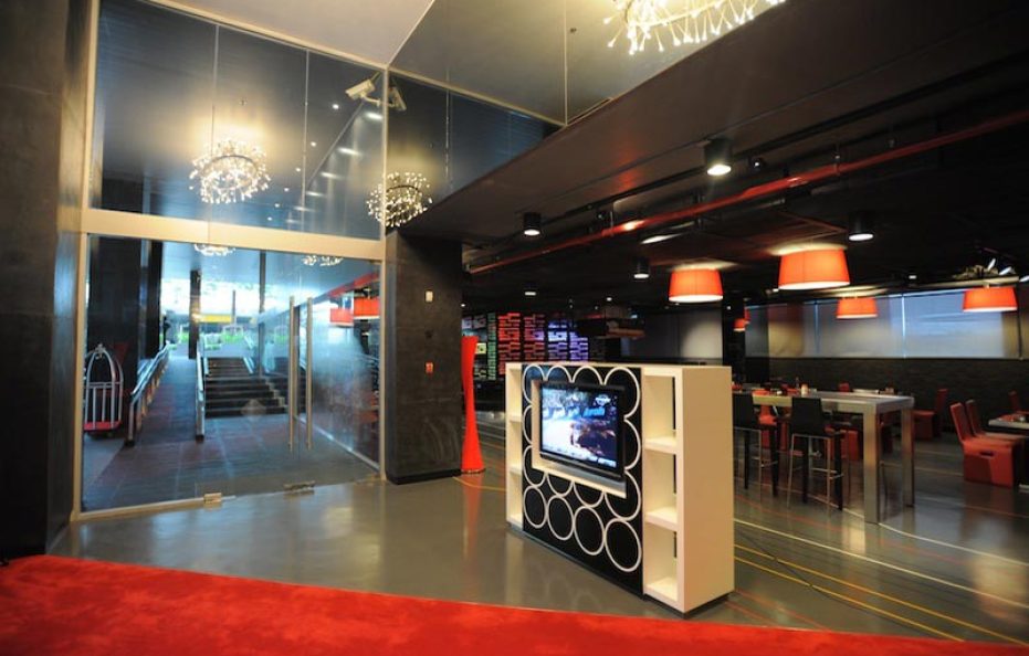 โรงแรม แกเลอเรีย เท็น(Galleria 10 Sukhumvit by Compass Hospitality)