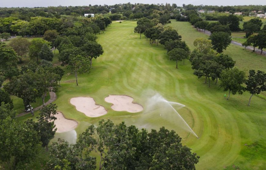 ฟีนิกซ์ โกลด์ กอล์ฟ แอนด์ คันทรี คลับ