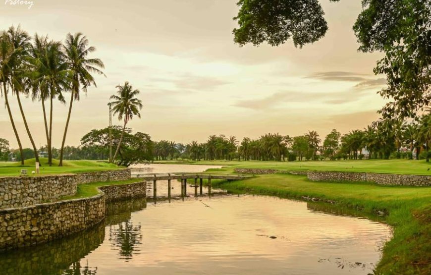 สนามกอล์ฟ ซัมมิท วินด์มิลล์ กอล์ฟ คลับ