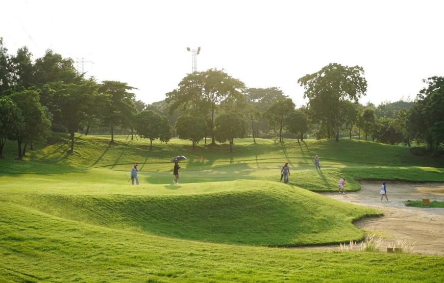 ริเวอร์เดล กอล์ฟ คลับ