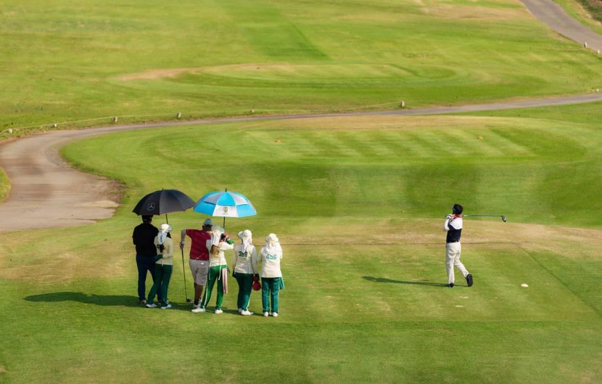 ยูนิแลนด์ กอล์ฟ แอนด์ คันทรี คลับ