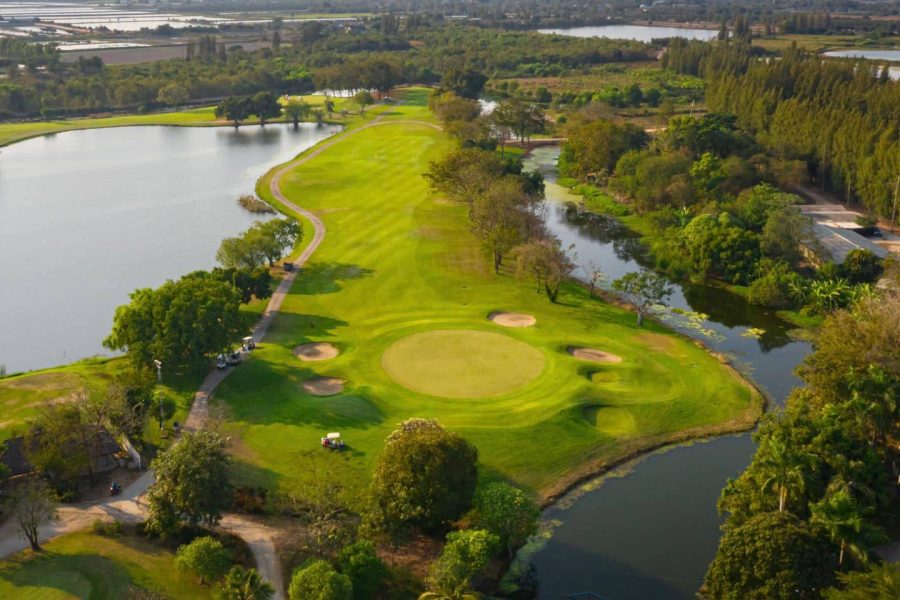 ยูนิแลนด์ กอล์ฟ แอนด์ คันทรี คลับ