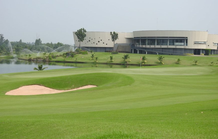 สนามกอล์ฟ รอยัล บางปะอิน