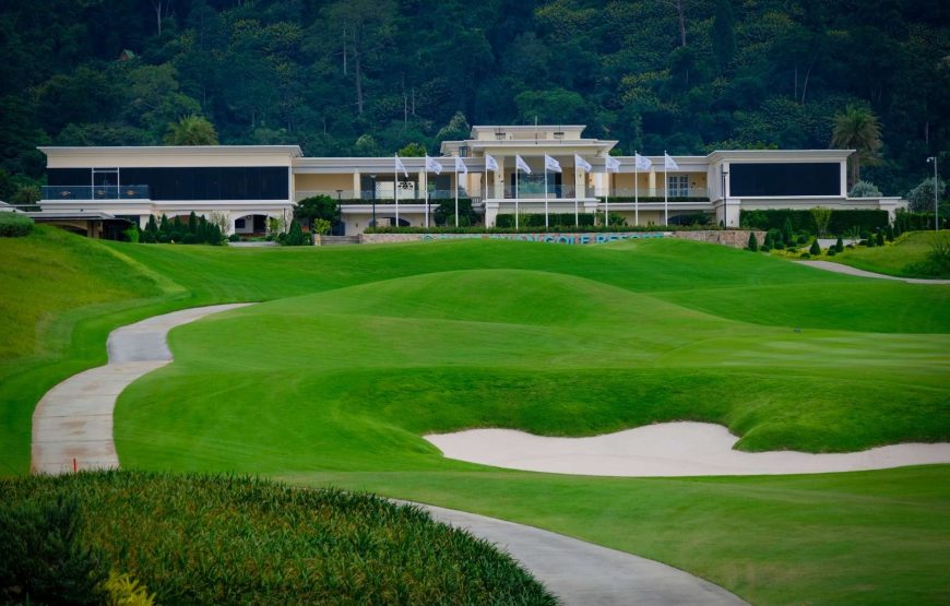 สนามกอล์ฟ  ชีจรรย์ กอล์ฟ รีสอร์ท