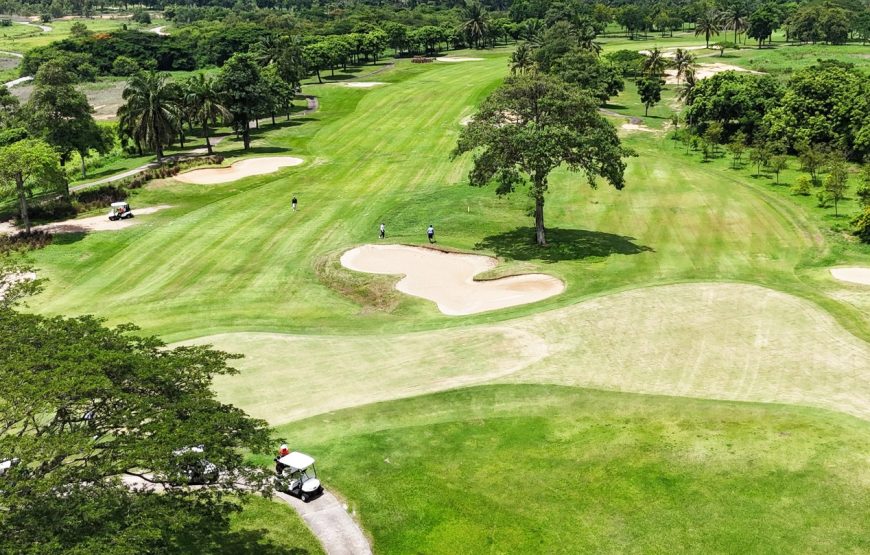 สนามกอล์ฟ พัทยา คันทรี คลับ