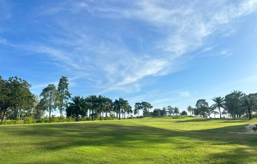 สนามกอล์ฟ พัทยา คันทรี คลับ