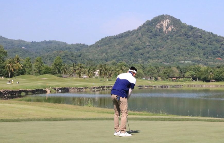 สนามกอล์ฟ เขาเขียว คันทรี คลับ