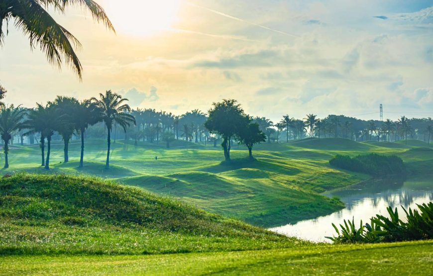 สนามกอล์ฟ พัฒนา สปอร์ต รีสอร์ท