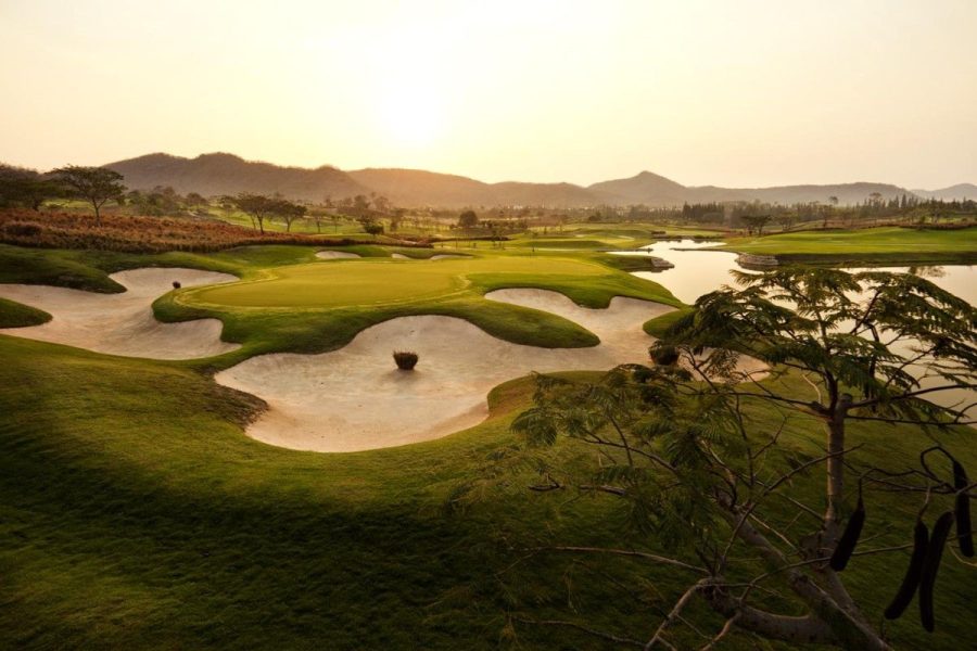 แบล็คเมาท์เท่น กอล์ฟ คลับ