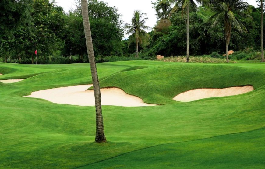 ไพน์แอปเปิ้ล วัลเลย์ กอล์ฟคลับ หัวหิน