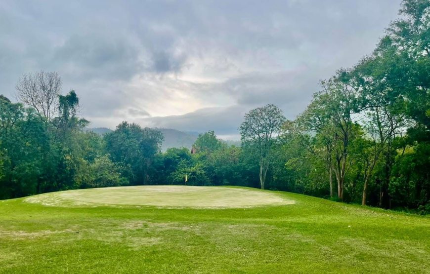 เซอร์เจมส์ คันทรี คลับ