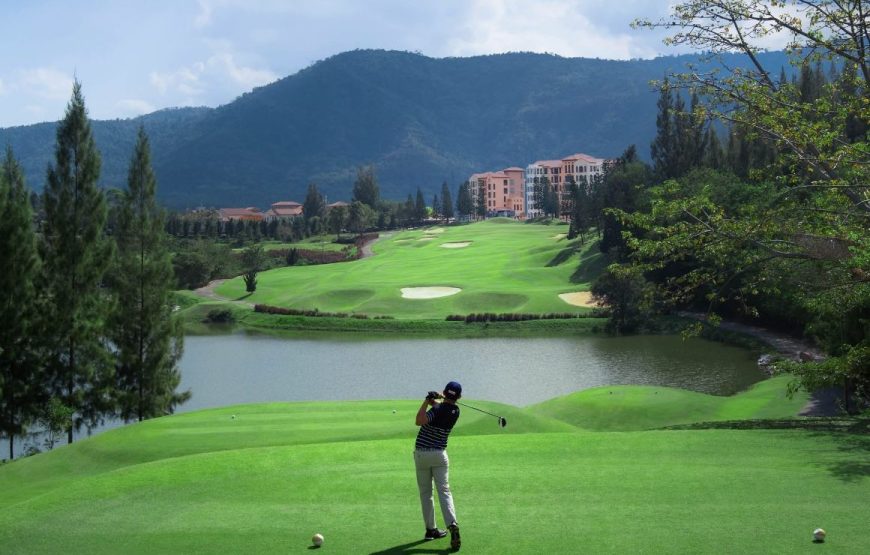 สนามกอล์ฟ ทอสคานา วัลเล่ย์