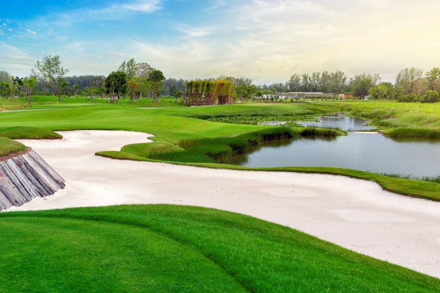 อะเควลล่า กอล์ฟ แอนด์ คันทรี คลับ