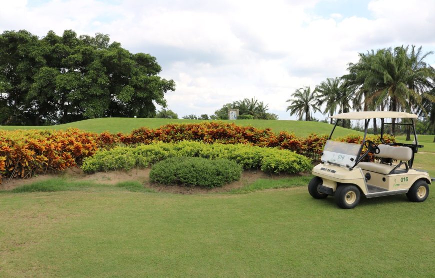 ธัญญะ กอล์ฟ คลับ